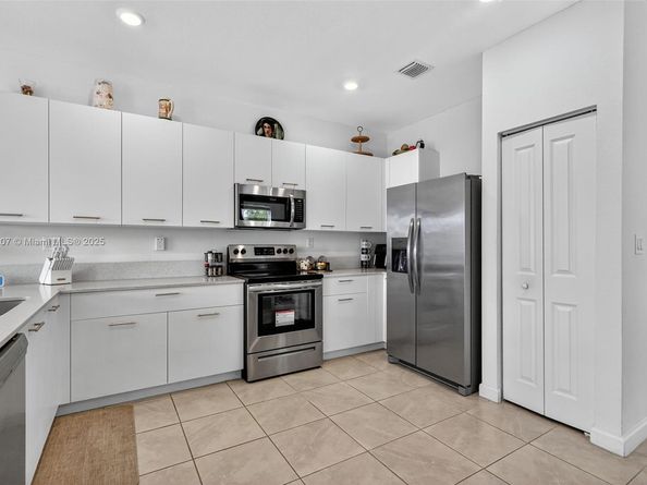 12936 NW 22nd Pl, Miami FL 33167