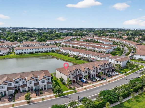 12936 NW 22nd Pl, Miami FL 33167