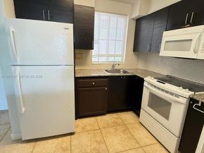 6045 NW 186th St 115, Hialeah FL 33015