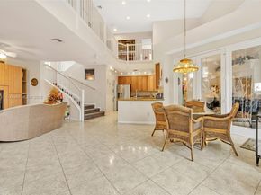 4123 W Lake Estates Dr, Davie FL 33328