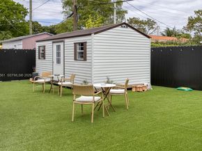 2397 SW 13th St, Miami FL 33145