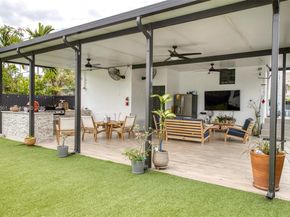 2397 SW 13th St, Miami FL 33145