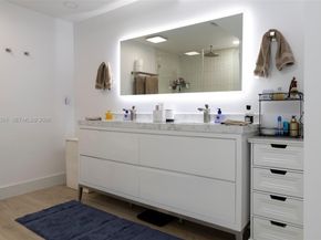 2397 SW 13th St, Miami FL 33145