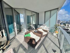 851 NE 1st Ave 2605, Miami FL 33132