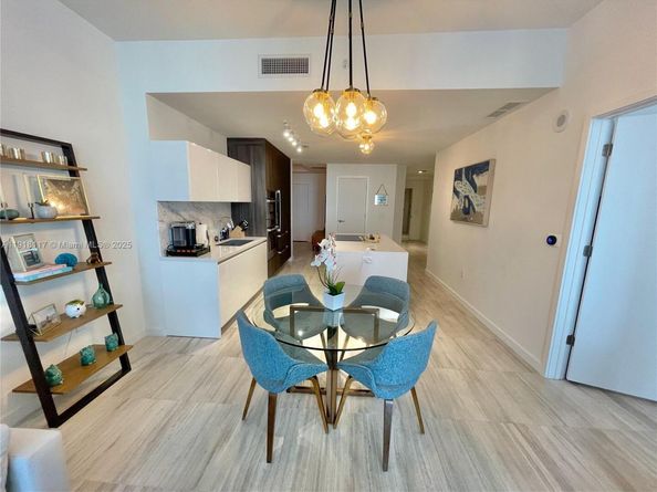 851 NE 1st Ave 2605, Miami FL 33132