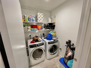 851 NE 1st Ave 2605, Miami FL 33132