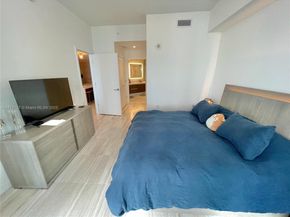 851 NE 1st Ave 2605, Miami FL 33132