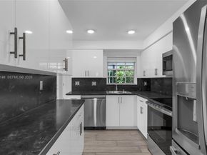 5971 W 13th Ave, Hialeah FL 33012