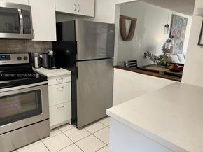 9581 Sunrise Lakes Blvd 208, Sunrise FL 33322