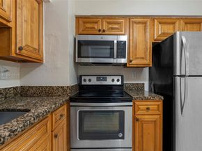 1235 NW 86th St, Miami FL 33147