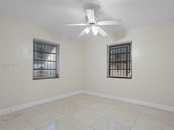 1235 NW 86th St, Miami FL 33147
