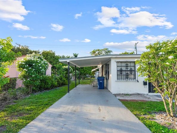 1235 NW 86th St, Miami FL 33147