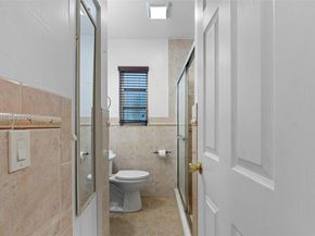 1235 NW 86th St, Miami FL 33147