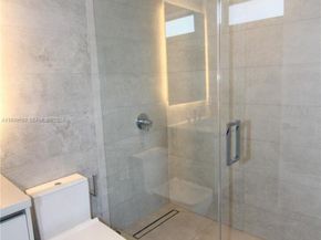 3540 Oak Ave, Miami FL 33133