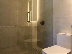 3540 Oak Ave, Miami FL 33133