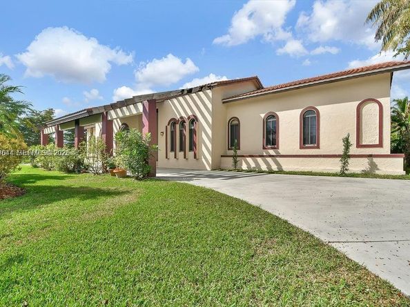 5425 SW 190th Ave, Southwest Ranches FL 33332