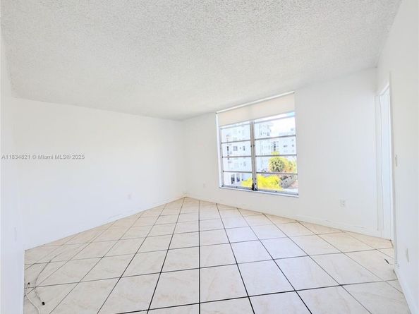 1075 93rd ST 401, Bay Harbor Islands FL 33154