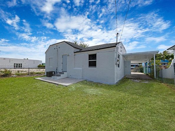 741 NW 77th Ter, Miami FL 33150