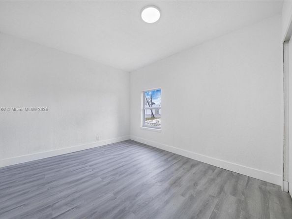 741 NW 77th Ter, Miami FL 33150