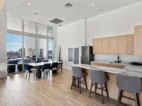 90 SW 3rd St 2706, Miami FL 33130