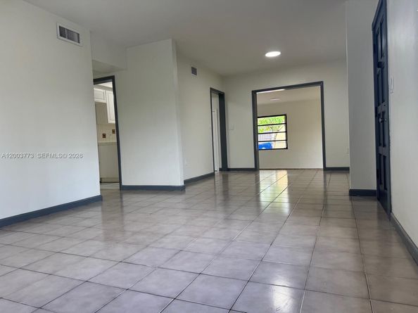 5260 SW 2nd St, Miami FL 33134