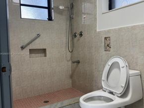 5260 SW 2nd St, Miami FL 33134
