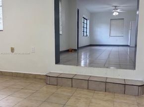 5260 SW 2nd St, Miami FL 33134