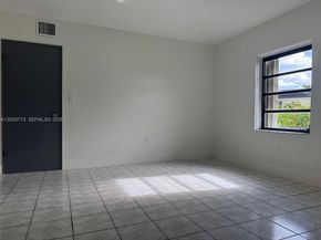 5260 SW 2nd St, Miami FL 33134