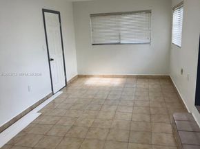 5260 SW 2nd St, Miami FL 33134