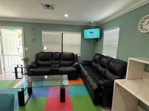 733 45th St, West Palm Beach FL 33407