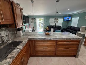 733 45th St, West Palm Beach FL 33407
