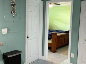 733 45th St, West Palm Beach FL 33407