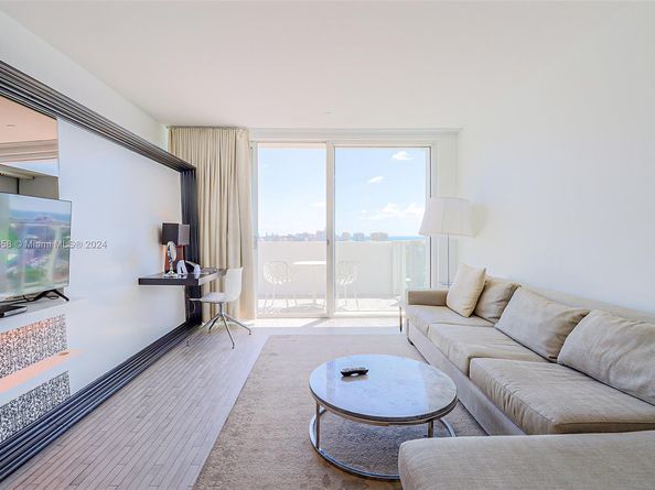 1100 West Avenue PH17, Miami Beach FL 33139