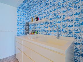 1100 West Avenue PH17, Miami Beach FL 33139