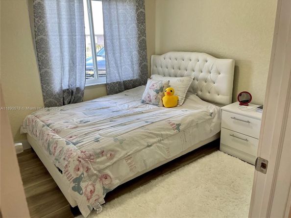 22535 SW 113th Ct, Miami FL 33170