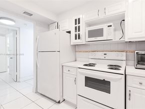 5838 Collins Ave 2H, Miami Beach FL 33140