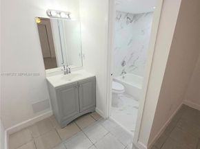 19771 SW 114th Ave 129, Miami FL 33157