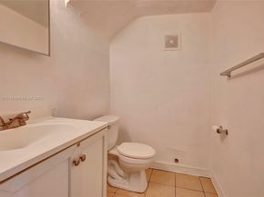 5960 NE 5th Ct 6, Miami FL 33137