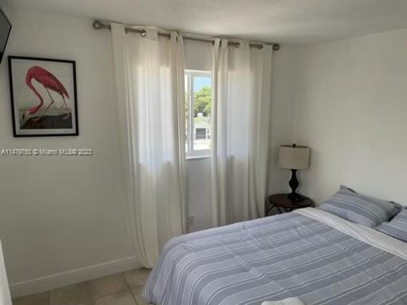 5960 NE 5th Ct 6, Miami FL 33137