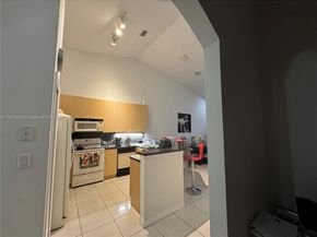 1221 NE 32nd Ter, Homestead FL 33033