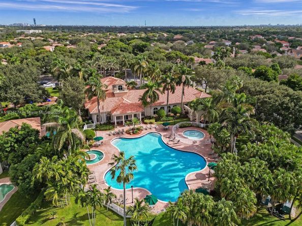 1968 NW 79th Way, Pembroke Pines FL 33024