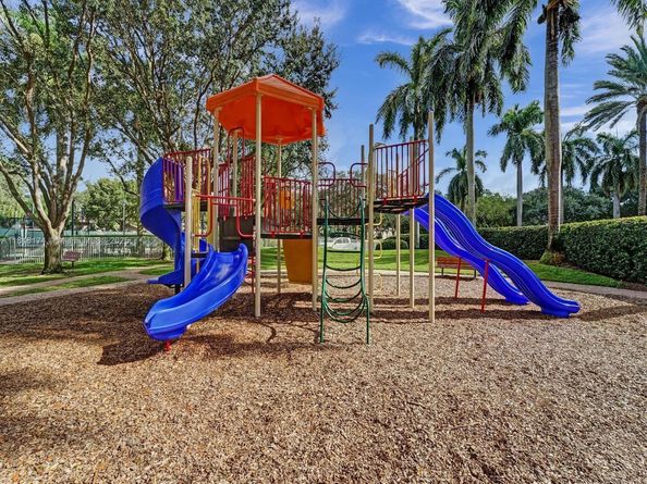 1968 NW 79th Way, Pembroke Pines FL 33024