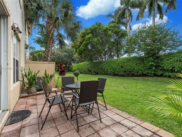 1968 NW 79th Way, Pembroke Pines FL 33024