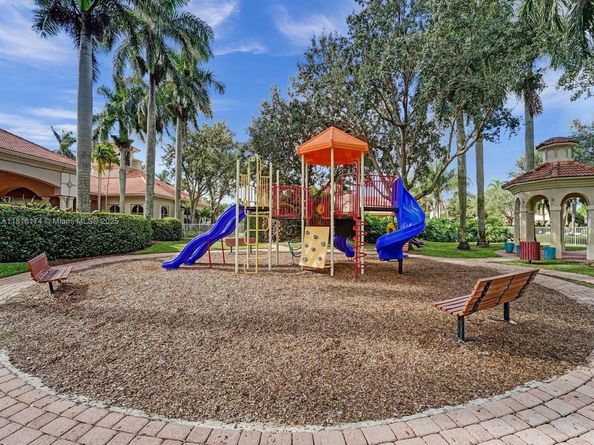 1968 NW 79th Way, Pembroke Pines FL 33024