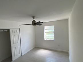 1947 Garfield St, Hollywood FL 33020