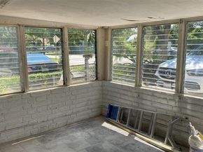 1947 Garfield St, Hollywood FL 33020