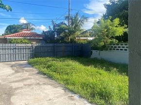 1947 Garfield St, Hollywood FL 33020