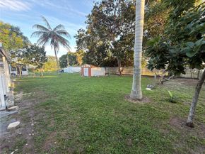 2630 NW 114th St, Miami FL 33167
