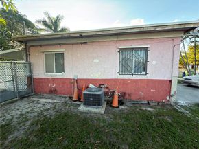 2630 NW 114th St, Miami FL 33167