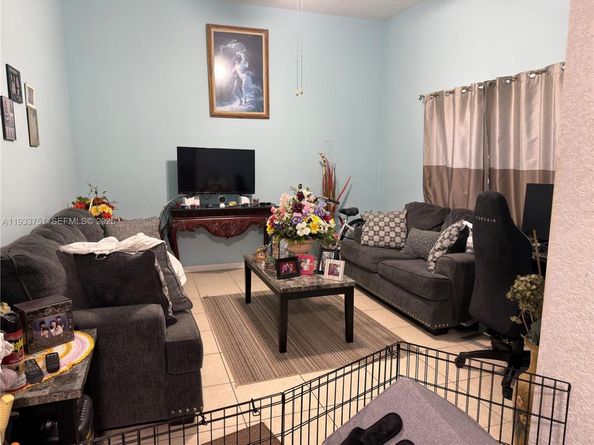 2630 NW 114th St, Miami FL 33167